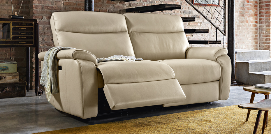 Magrignano - 3 seater sofa with 2 electric recliners